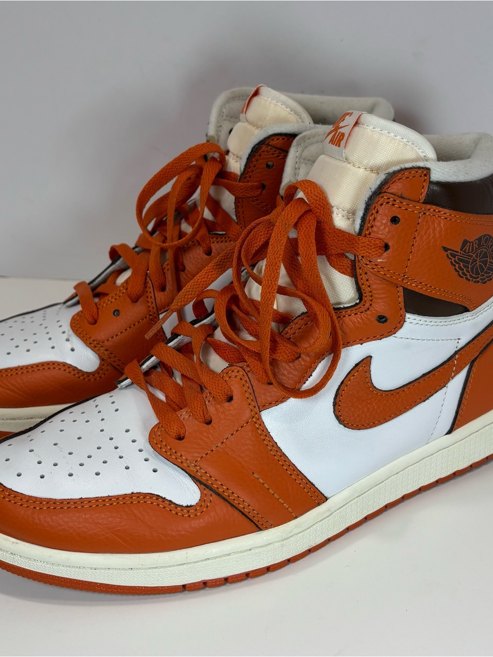 Nike Air Jordan 1 Retro High OG Starfish Men’s Sz 12.5 D09369-101 Orange - Picture 2 of 8